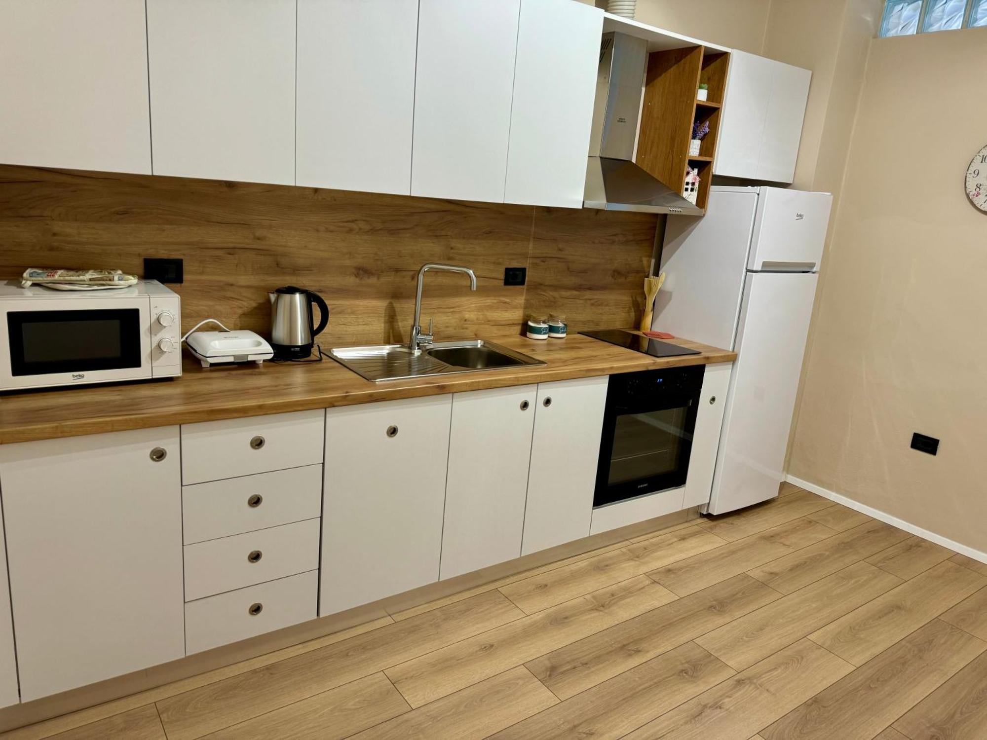 New Bazaar Cozy Apartment 2 Dajti View تيرانا المظهر الخارجي الصورة