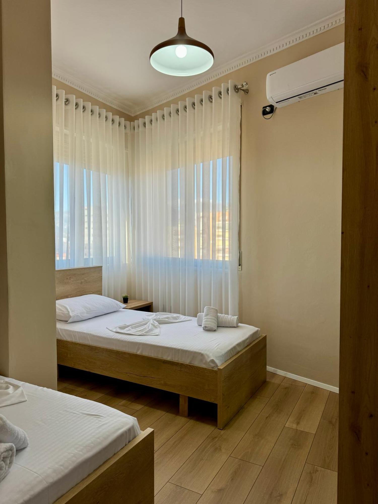 New Bazaar Cozy Apartment 2 Dajti View تيرانا المظهر الخارجي الصورة