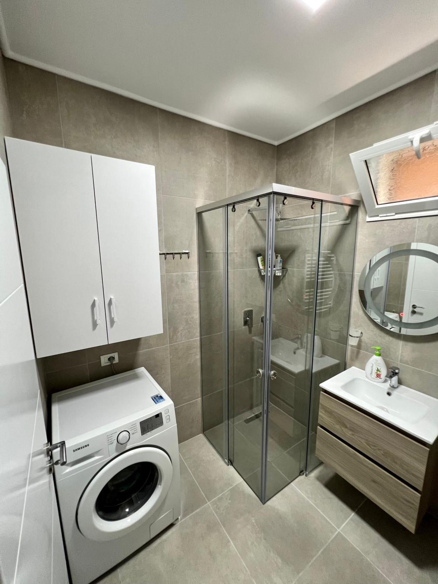 New Bazaar Cozy Apartment 2 Dajti View تيرانا المظهر الخارجي الصورة
