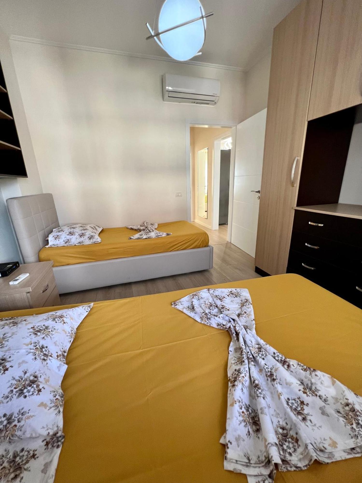 New Bazaar Cozy Apartment 2 Dajti View تيرانا المظهر الخارجي الصورة