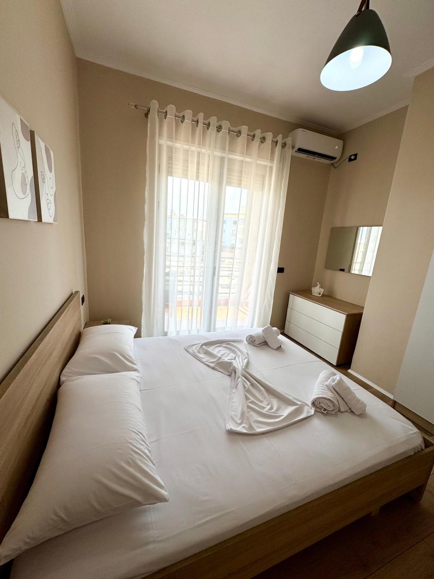 New Bazaar Cozy Apartment 2 Dajti View تيرانا المظهر الخارجي الصورة