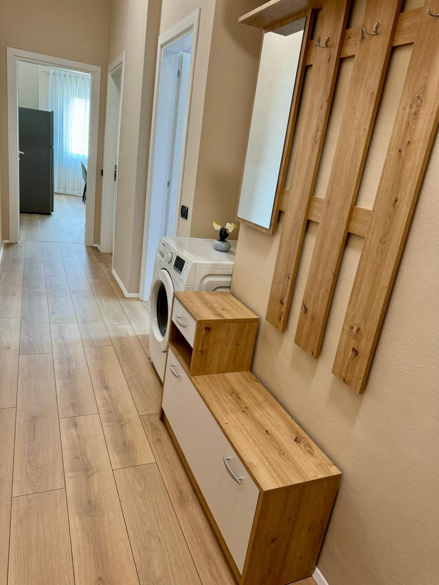 New Bazaar Cozy Apartment 2 Dajti View تيرانا المظهر الخارجي الصورة